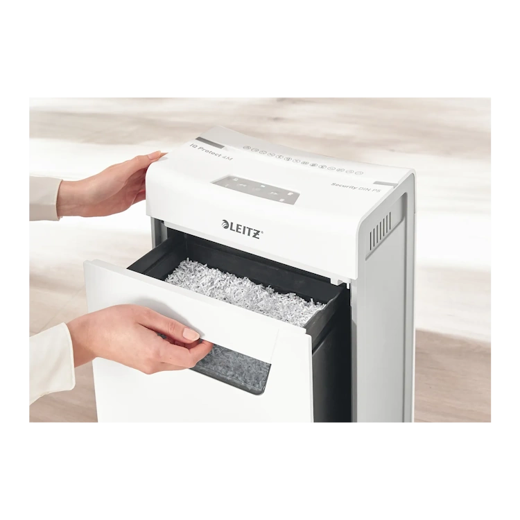 Leitz IQ Protect 4 paperisilppuri P5 7 Leitz IQ Protect 4 paperisilppuri P5 7