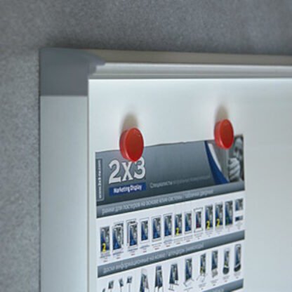2×3 lukollinen ilmoitustaulukaappi magneettinen pinta 2xA4 3